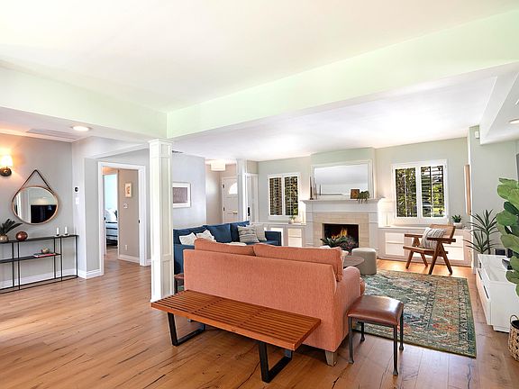 5th image of 2128 Mar Vista Ave