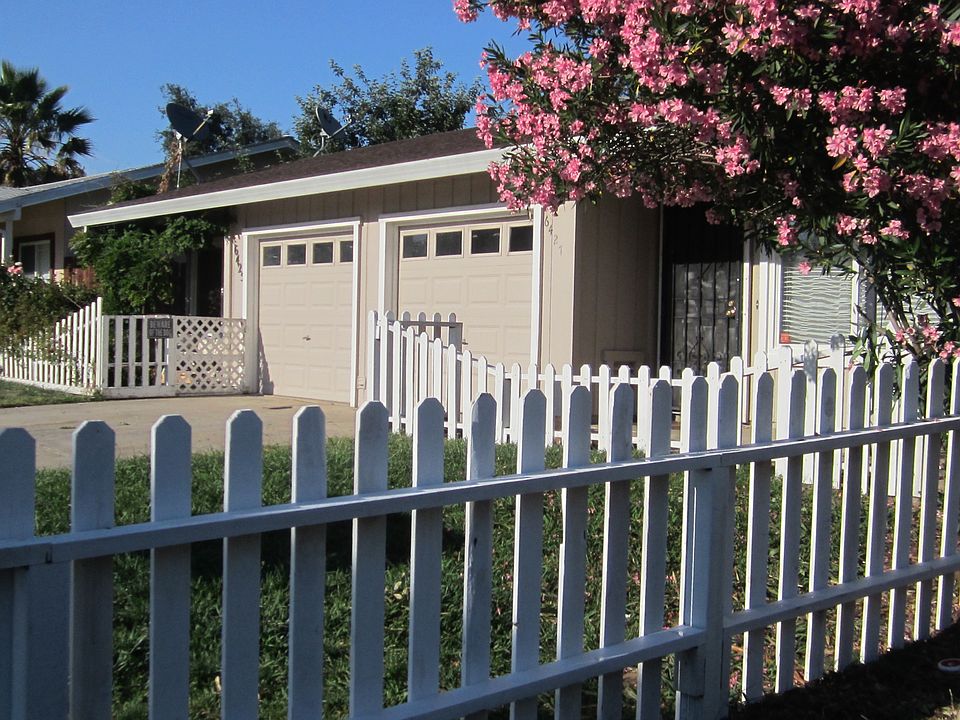 1st image of 6425 Mauana Way