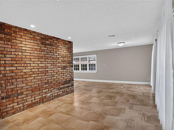 5th image of 4912 Reaser St