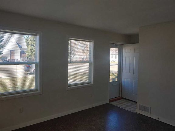 5th image of 2914-2916 9th St