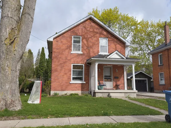 12 Mercer St, Stratford, ON N5A 6J4
