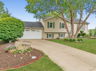 9595 Graystone Ln, Mentor, OH