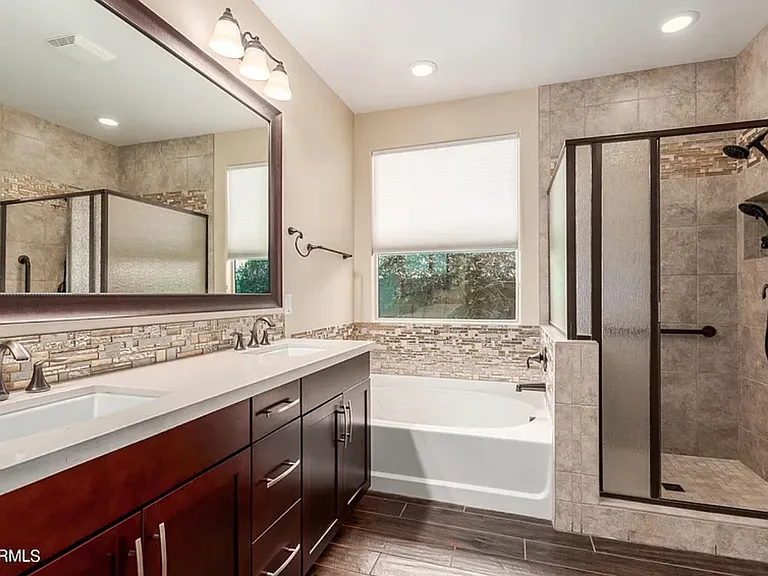 3432 E Strawberry Dr — Photo 18