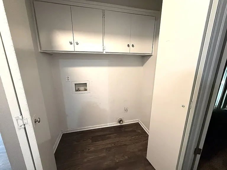 4229 Wembleton Cir #4229 — Photo 11