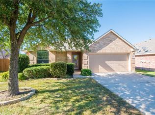 10732 Highland Ridge Rd, Fort Worth, TX 76108