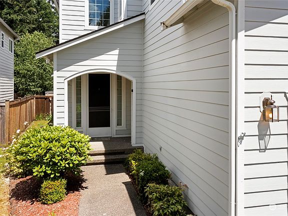 2nd image of 9213 178th Street Ct E