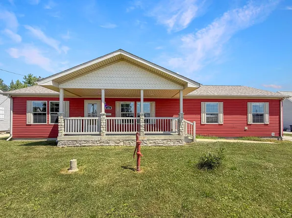 104 W North St, Gifford, IL 61847