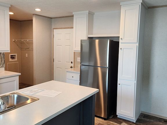 5th image of 701 Porter Ave #133