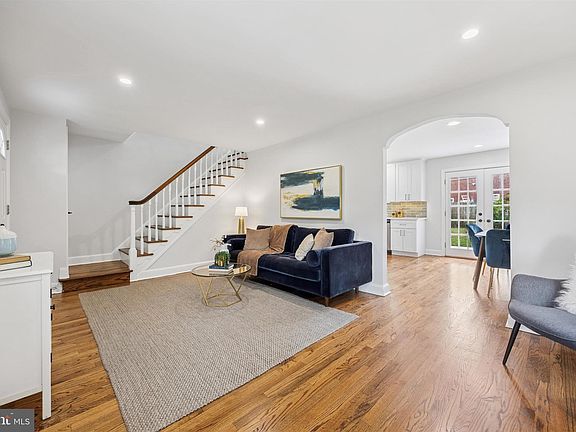 3rd image of 7708 Lawnton St