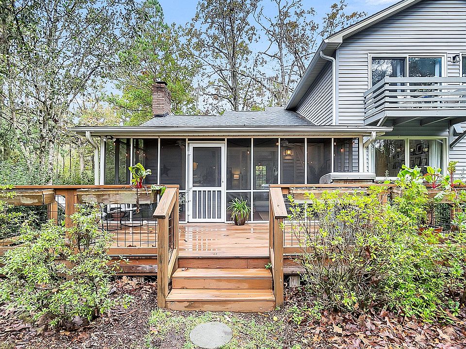 1st image of 105 Sommett Blvd