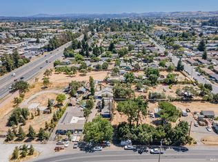104 Bellevue Ave, Santa Rosa, CA 95407
