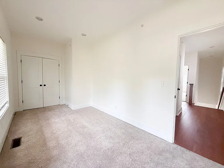 208 Allison Way — Photo 28