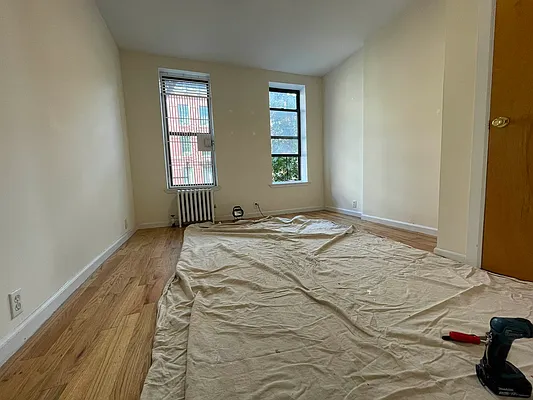 Rented by HOLTON REAL ESTATE INC. | media 8