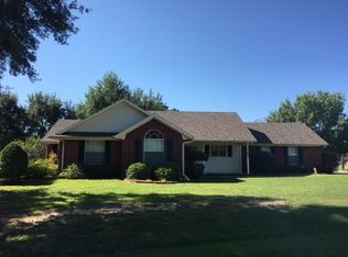 700 Cherry Creek Rd, Canton, TX 75103