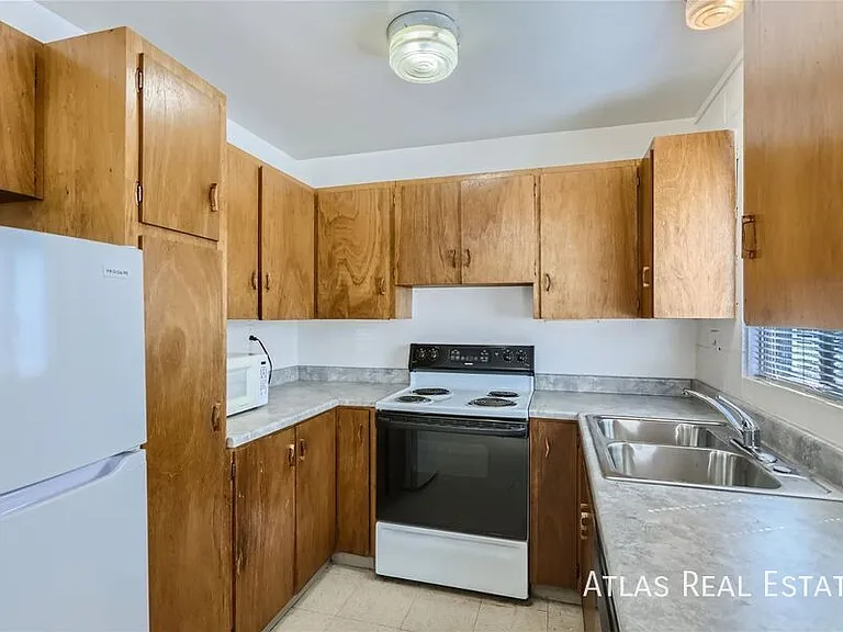708 E Alpert Ct #6 — Photo 3
