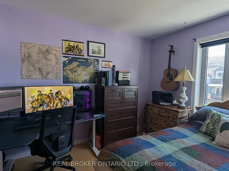 1186 Woodbine Ave #B — Photo 5