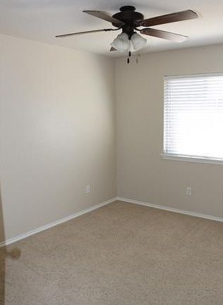 5th image of 6208 Emilie Ln