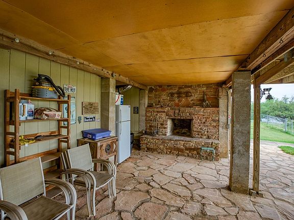 5th image of 857 Sandy Mountain Drive