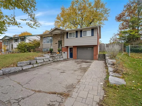 162 Indian Rd, Kitchener, ON N2B 2S5