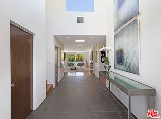 15514 Casiano Ct, Los Angeles, CA 90077