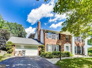 1718 Crestview Dr, Rockville, MD 20854