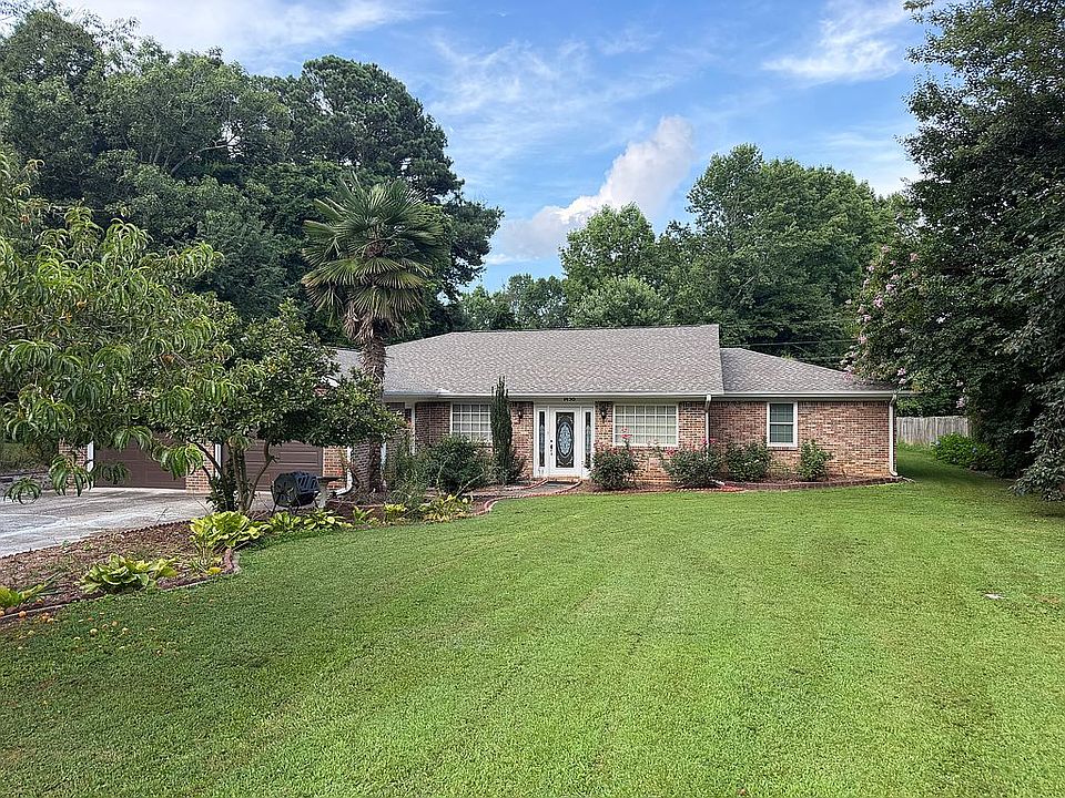 1st image of 1438 Golfview Dr NE