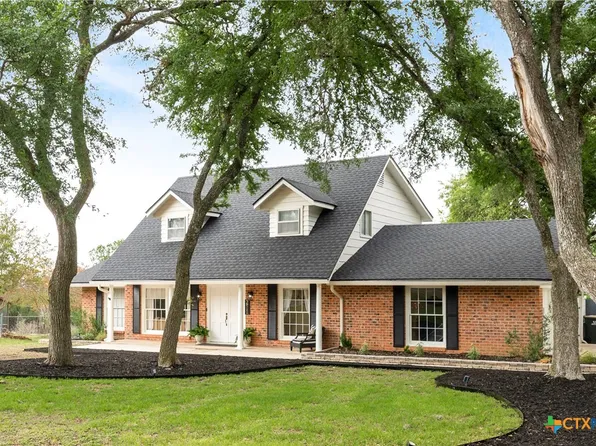 211 W Mimosa Cir, San Marcos, TX 78666