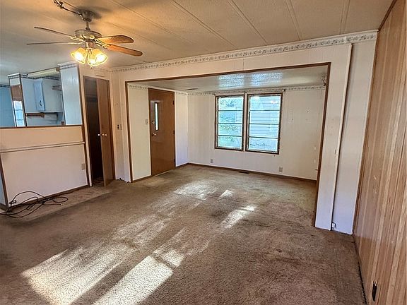 5th image of 13 College View Dr