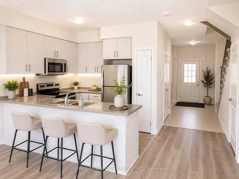 80 Pinot Cres — Photo 5