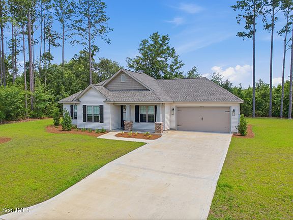2nd image of 203 Sweetwater Blvd