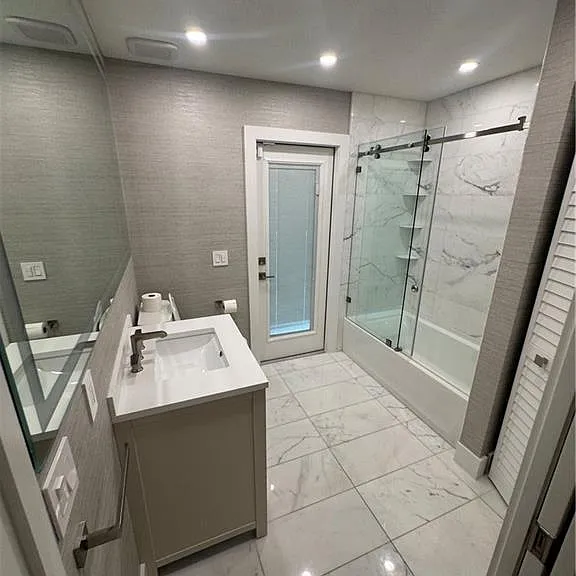 27500 Suffridge Dr — Photo 18