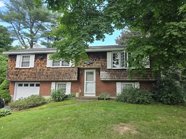 11 Libbey Lane, Eliot, ME 03903