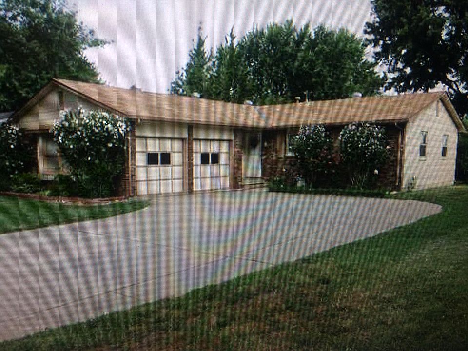 1545 N Melrose Lane Wichita, KS  67212