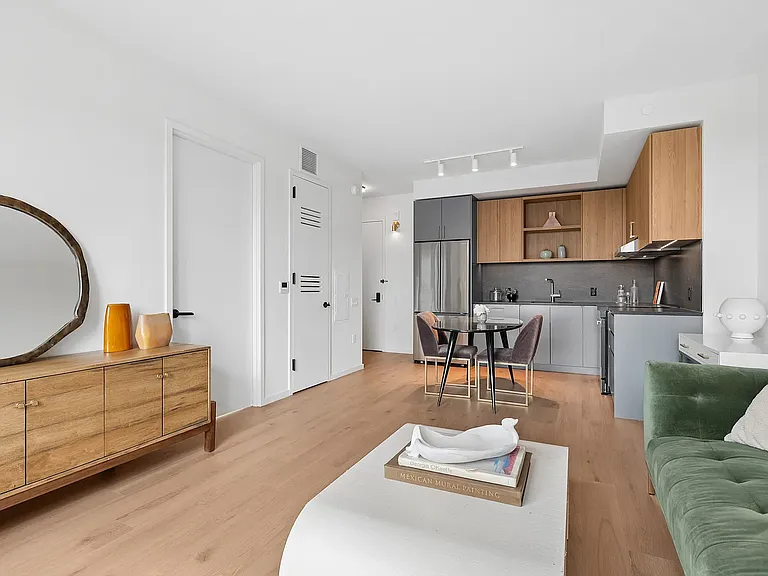55 Willoughby St #22C — Photo 7