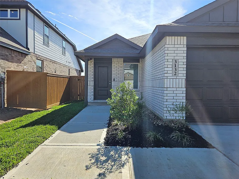3132 Sunset Glory Dr — Photo 3