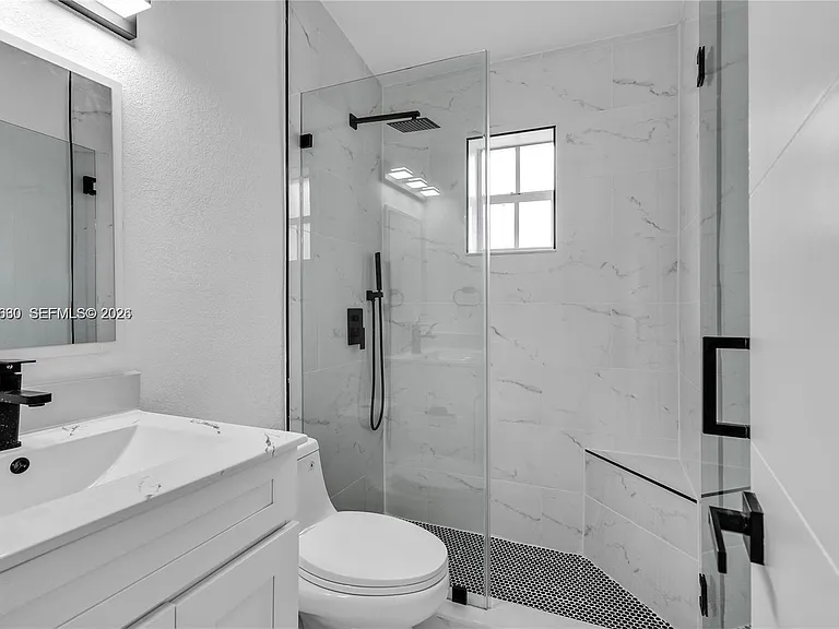 2195 W 5th Ave #1 — Photo 7
