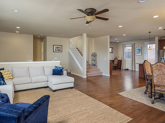 5th image of 9213 Jacobia Ave SE