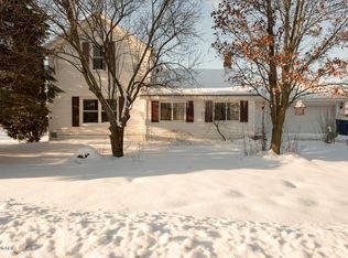 311 S State St, Newaygo, MI 49337
