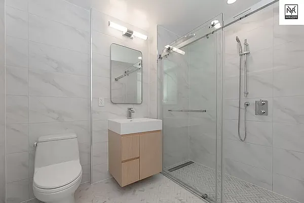 Rented by New York Residence | media 29