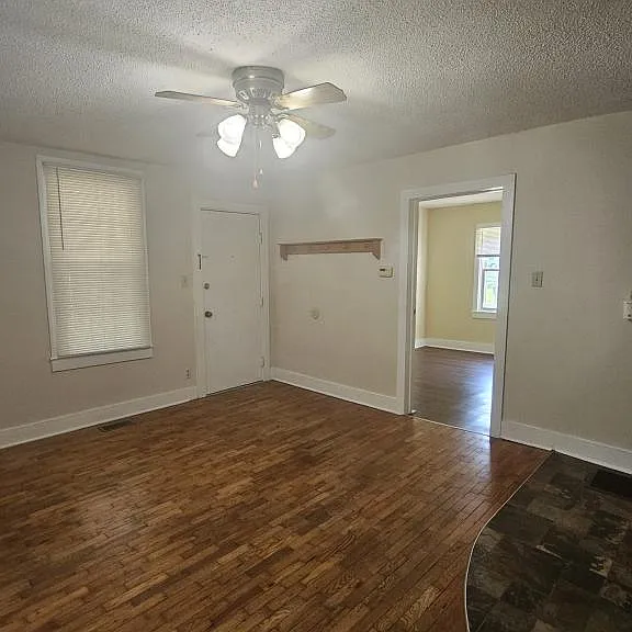 1211 Almira Ave — Photo 11