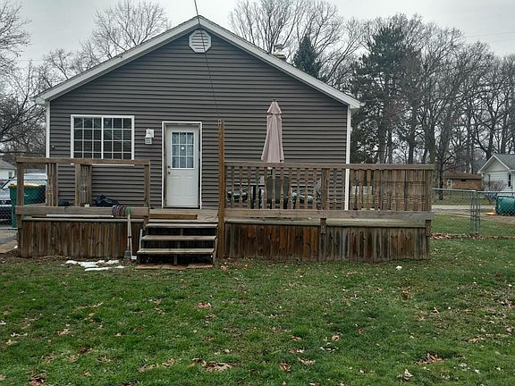 4th image of 12 E Hazelwood Ct