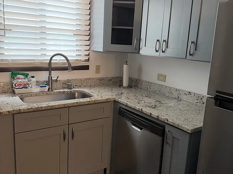 15744 Lake Dr #2 — Photo 9