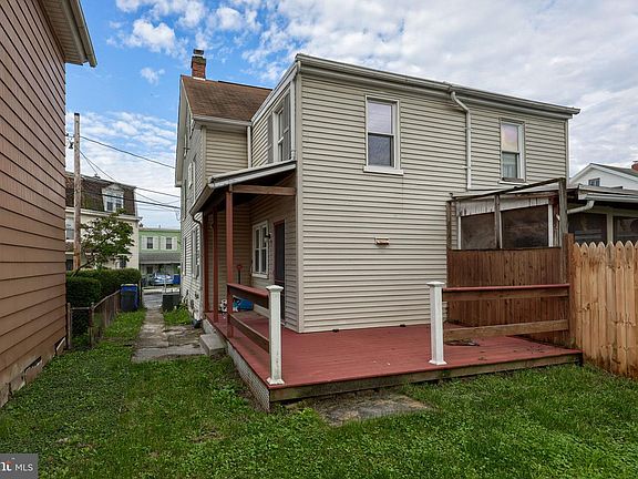 4th image of 143 Nissley St