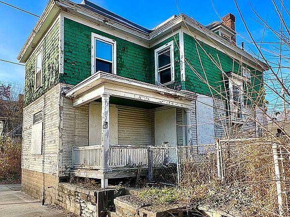 3rd image of 1512 S A St
