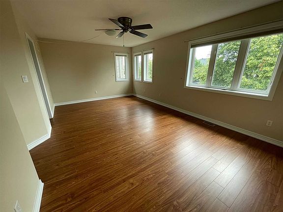 4th image of 1172 Woodington Ln