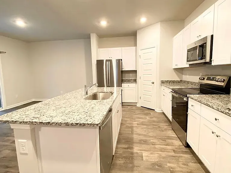 326 Ladyfish Loop NW — Photo 9