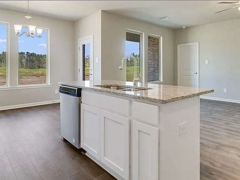 1742 Sawgrass Dr — Photo 6