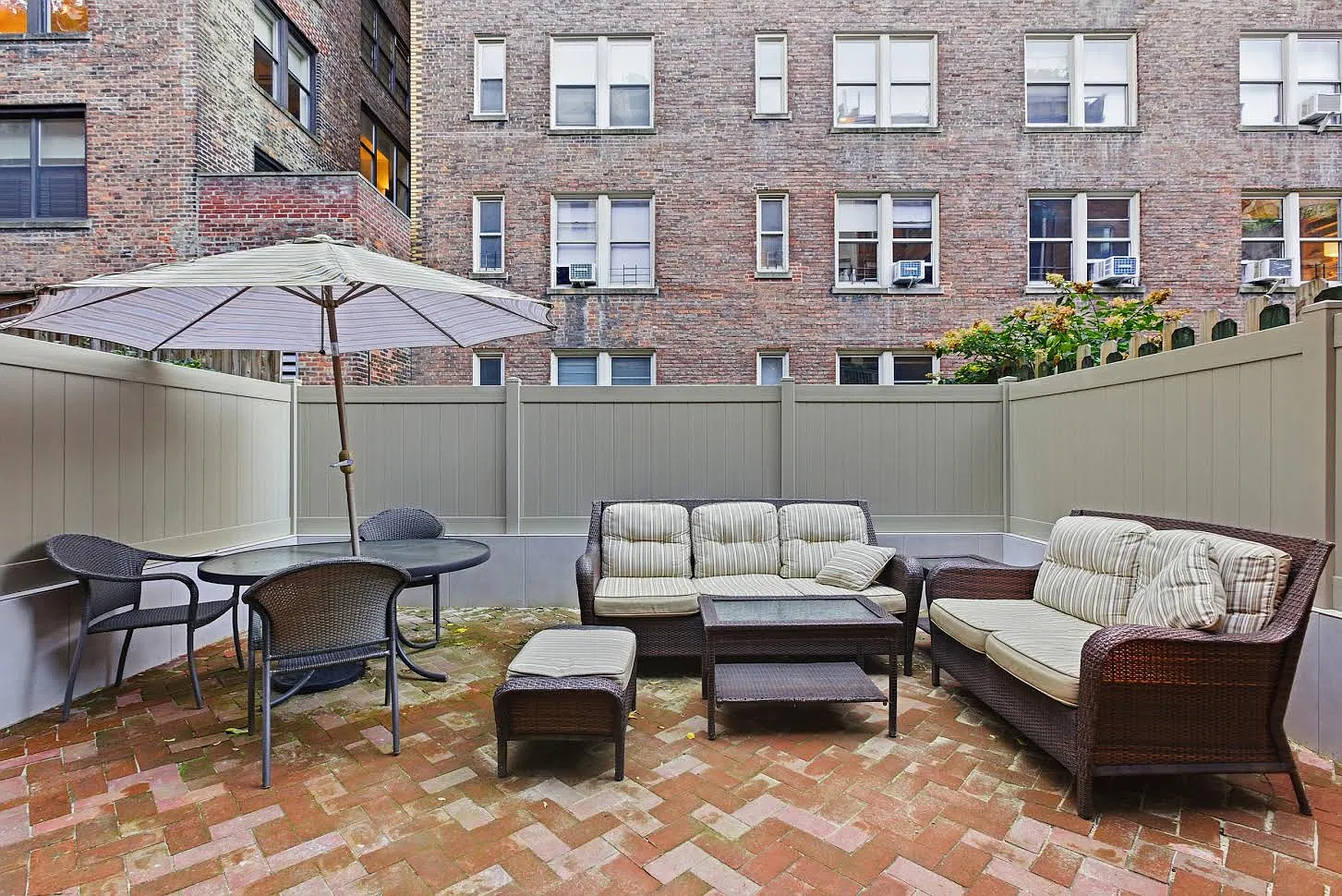 32 West 87th Street — Photo 2