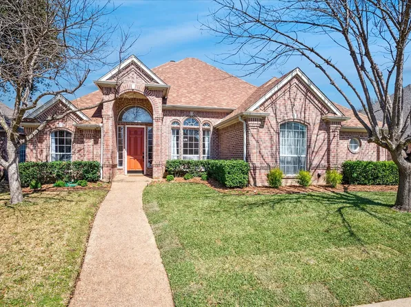 1205 Woodvale Dr, Bedford, TX 76021