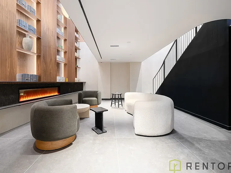 527 Grand Ave #904 — Photo 9